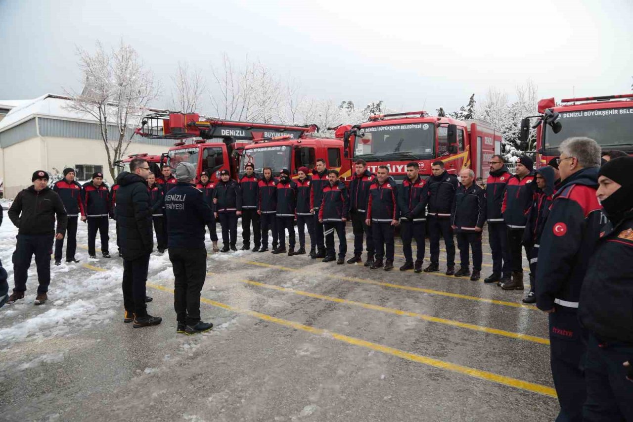 Denizli’den deprem bölgesine destek