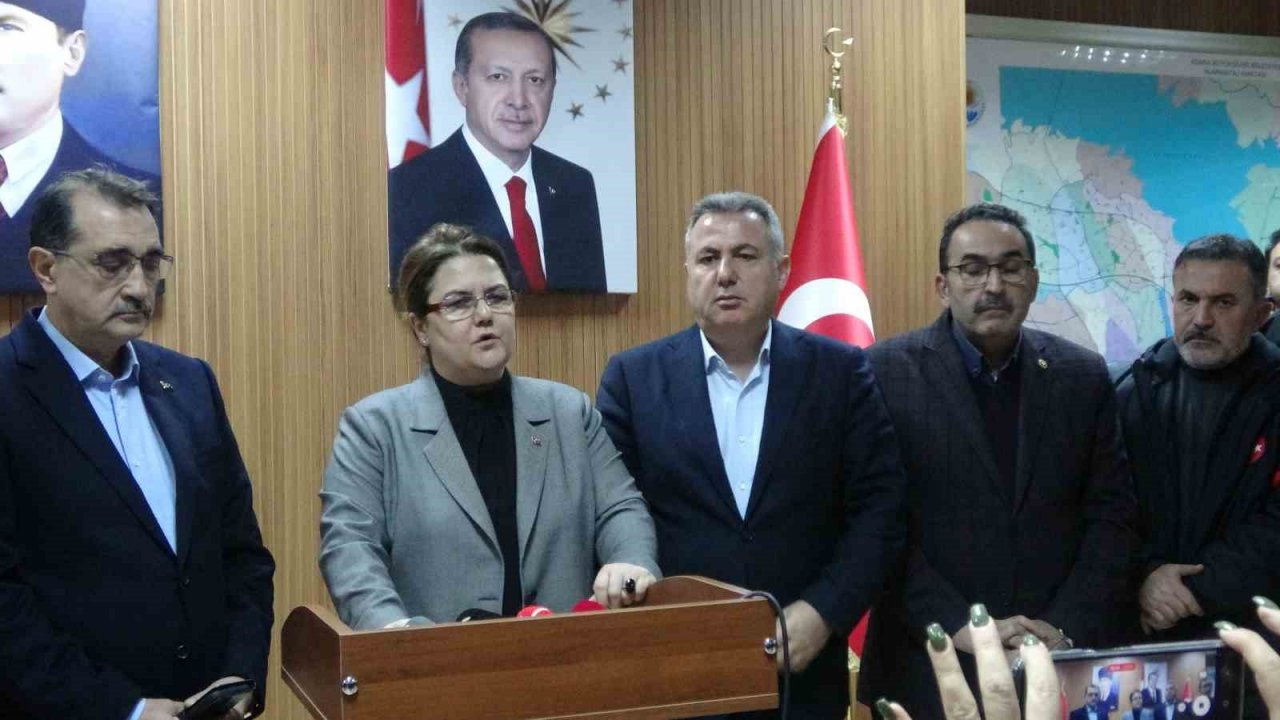 Bakanlar Adana’da açıklama yaptı: 7 bina yıkıldı, 36 can kaybı var, enerji altyapılarında ciddi hasar var