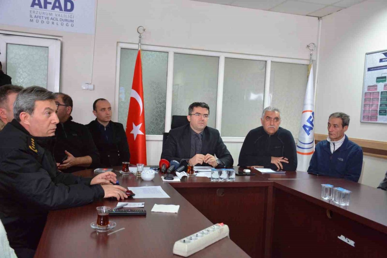 Erzurum’dan 365 personel ve 87 araç, arama kurtarma çalışmalarına destek olmak için deprem bölgelerine gönderildi