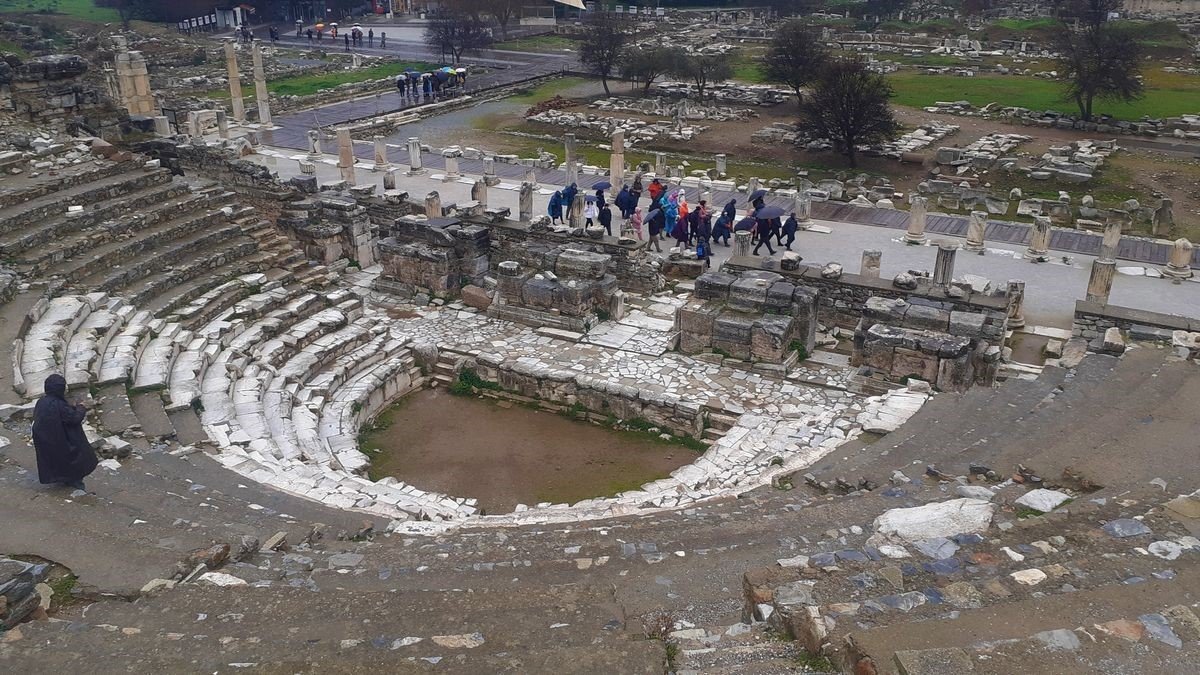 Doğaseverler, Efes’in bilinmeyenlerini keşfetti