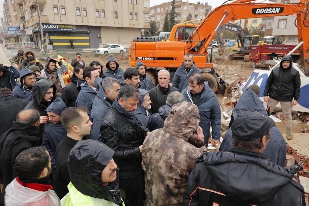 Bakan Nebati, depremin vurduğu Şanlıurfa’da incelemelerde bulundu