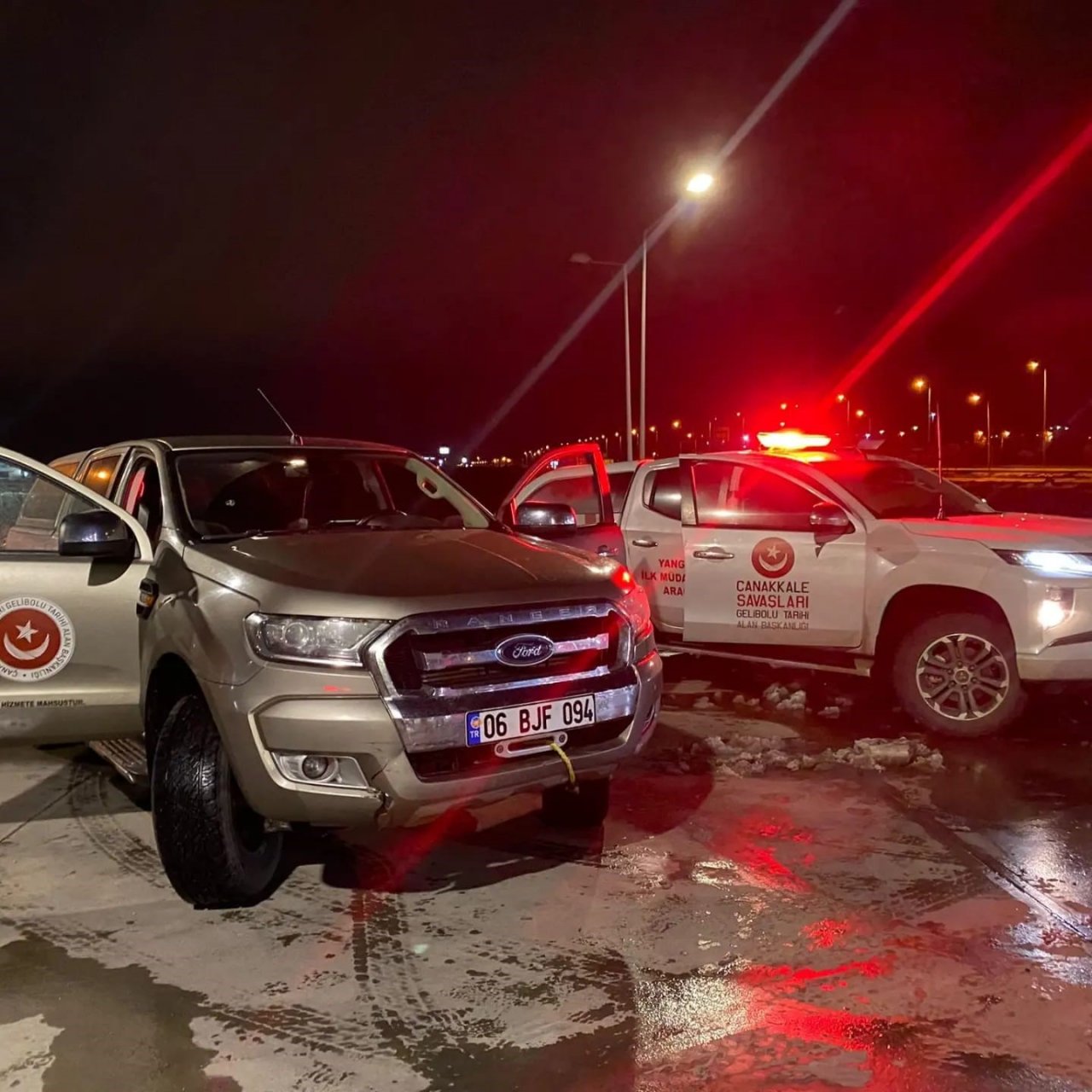 Tarihi Alan Başkanlığı deprem bölgesine ekipman ve teknik personel gönderdi