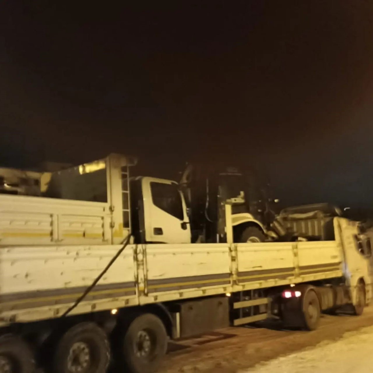 Tarihi Alan Başkanlığı deprem bölgesine ekipman ve teknik personel gönderdi