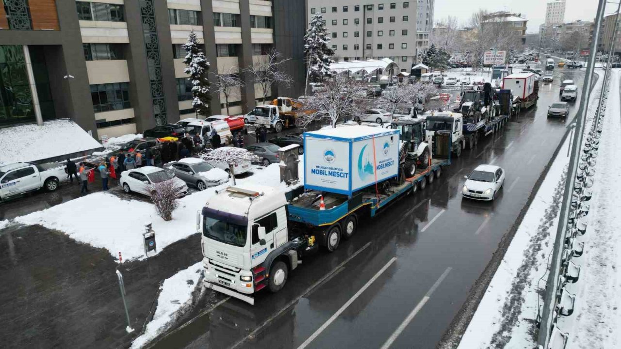 Melikgazi’nin yardım eli depremzedeler için uzandı