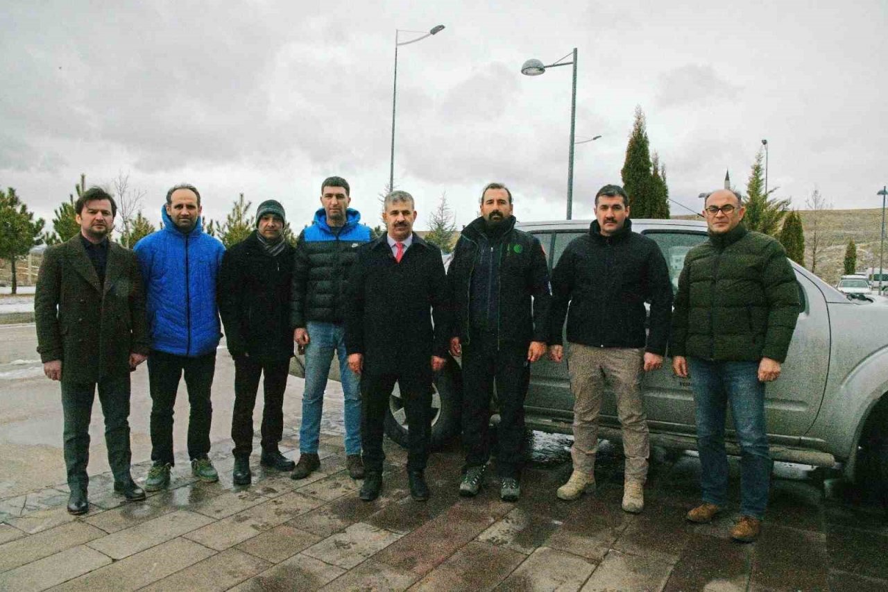 ÇAKÜ personeli, arama-kurtarma faaliyetleri için afet bölgesine yola çıktı