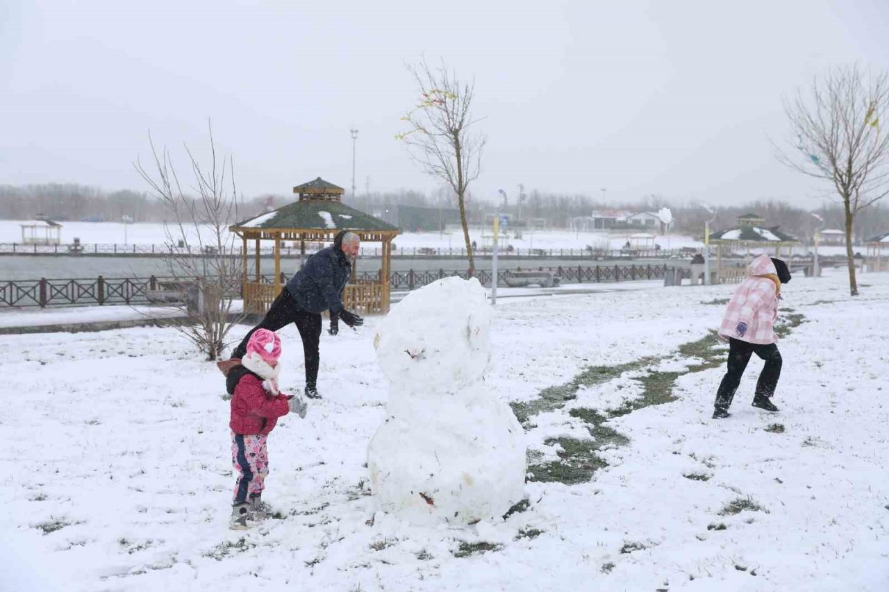 Yılın ilk kar yağışı