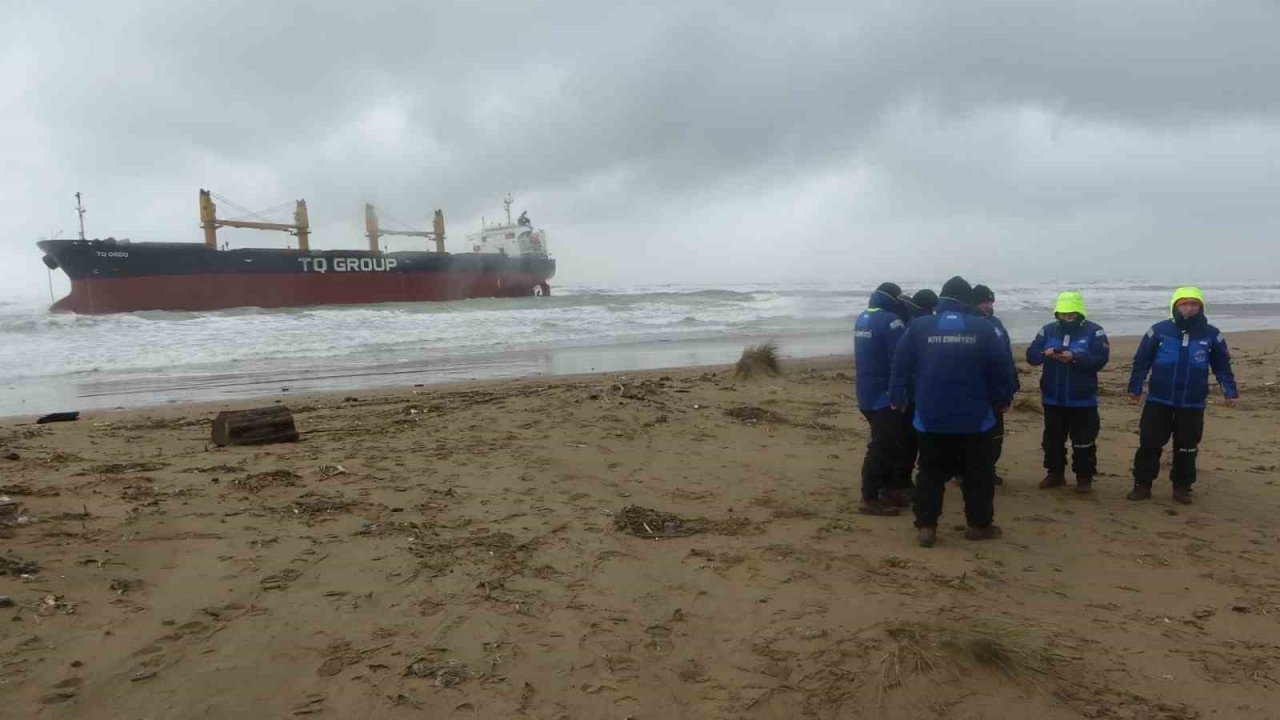 Şile’de kuru yük gemisi karaya oturdu