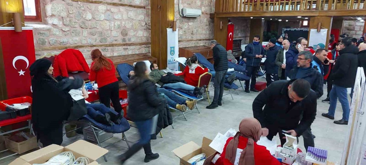 Silivri’den deprem bölgesine kan bağışı