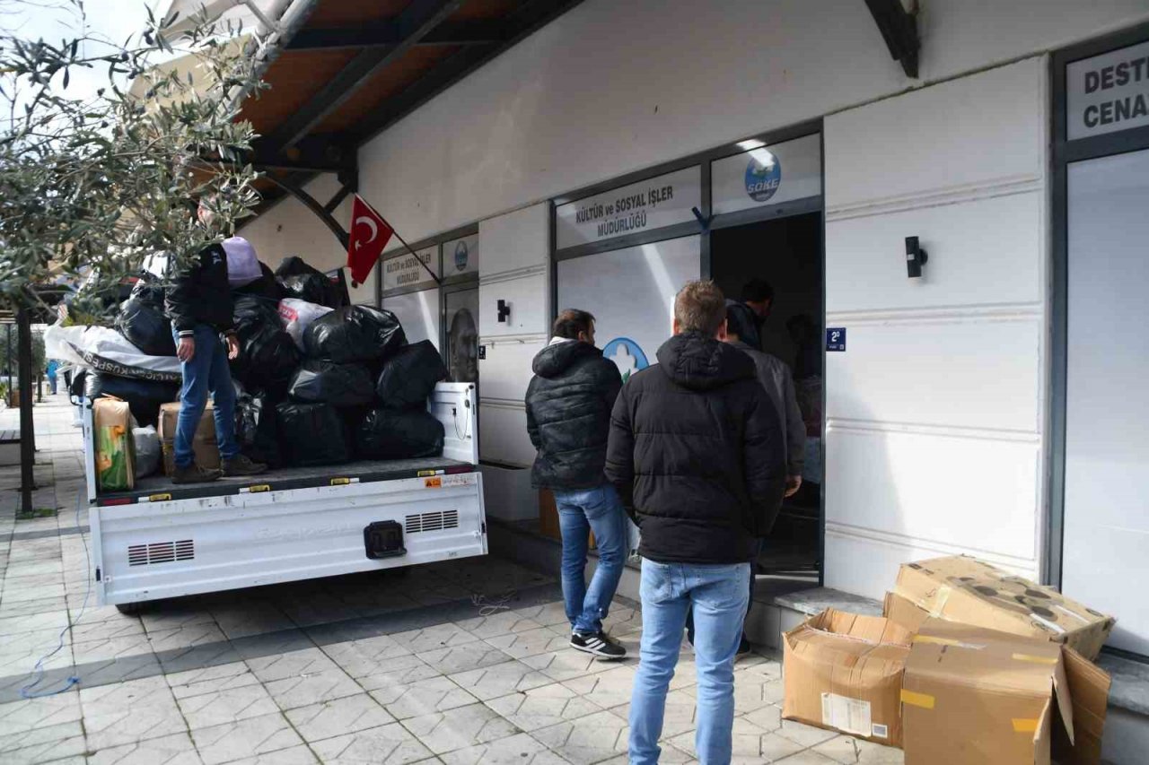Sökeliler, deprem sonrası yardıma koştu