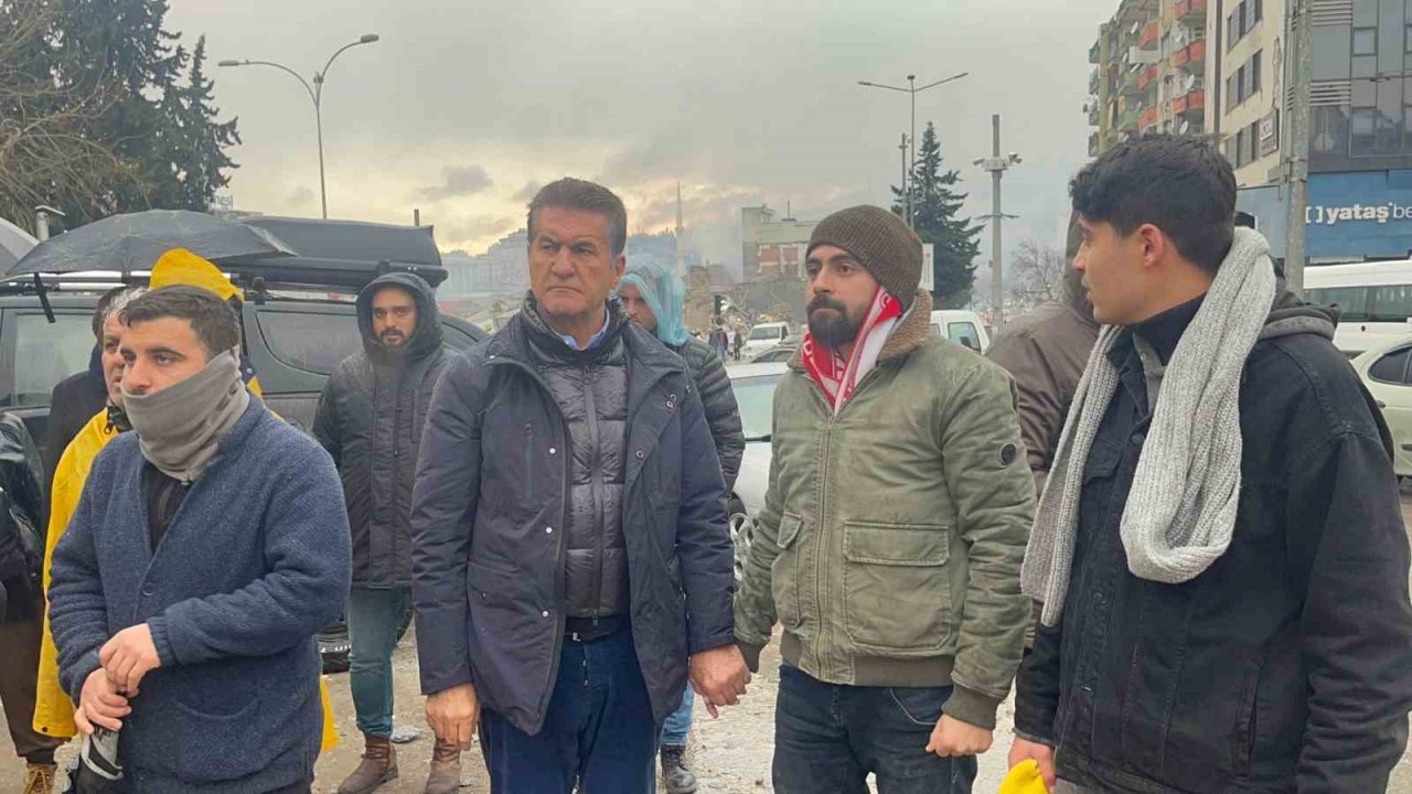 TDP Lideri Sarıgül’den deprem açıklaması: “Gün birlik günüdür”