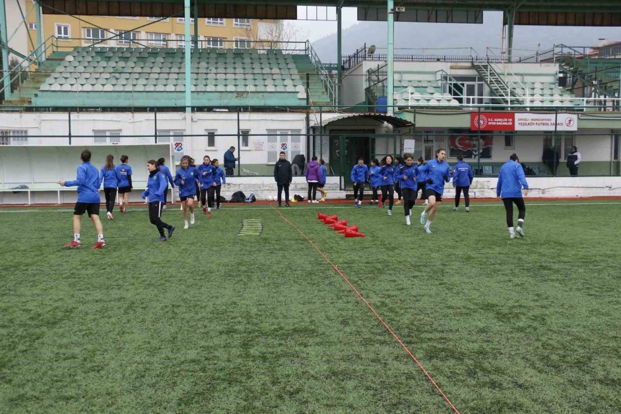 Süper Lig yolundaki Horozkent’e Belerus’dan transfer