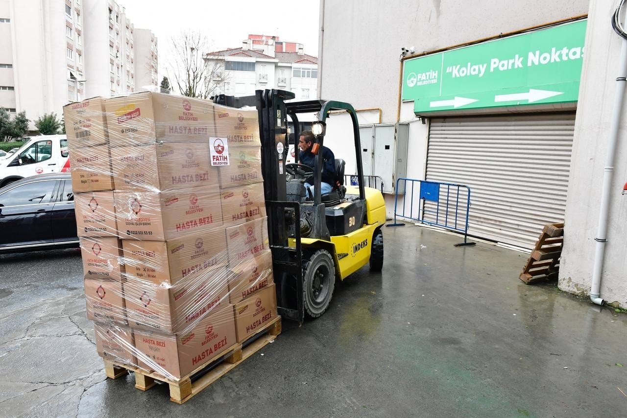 Fatih’ten deprem bölgesine yardım eli