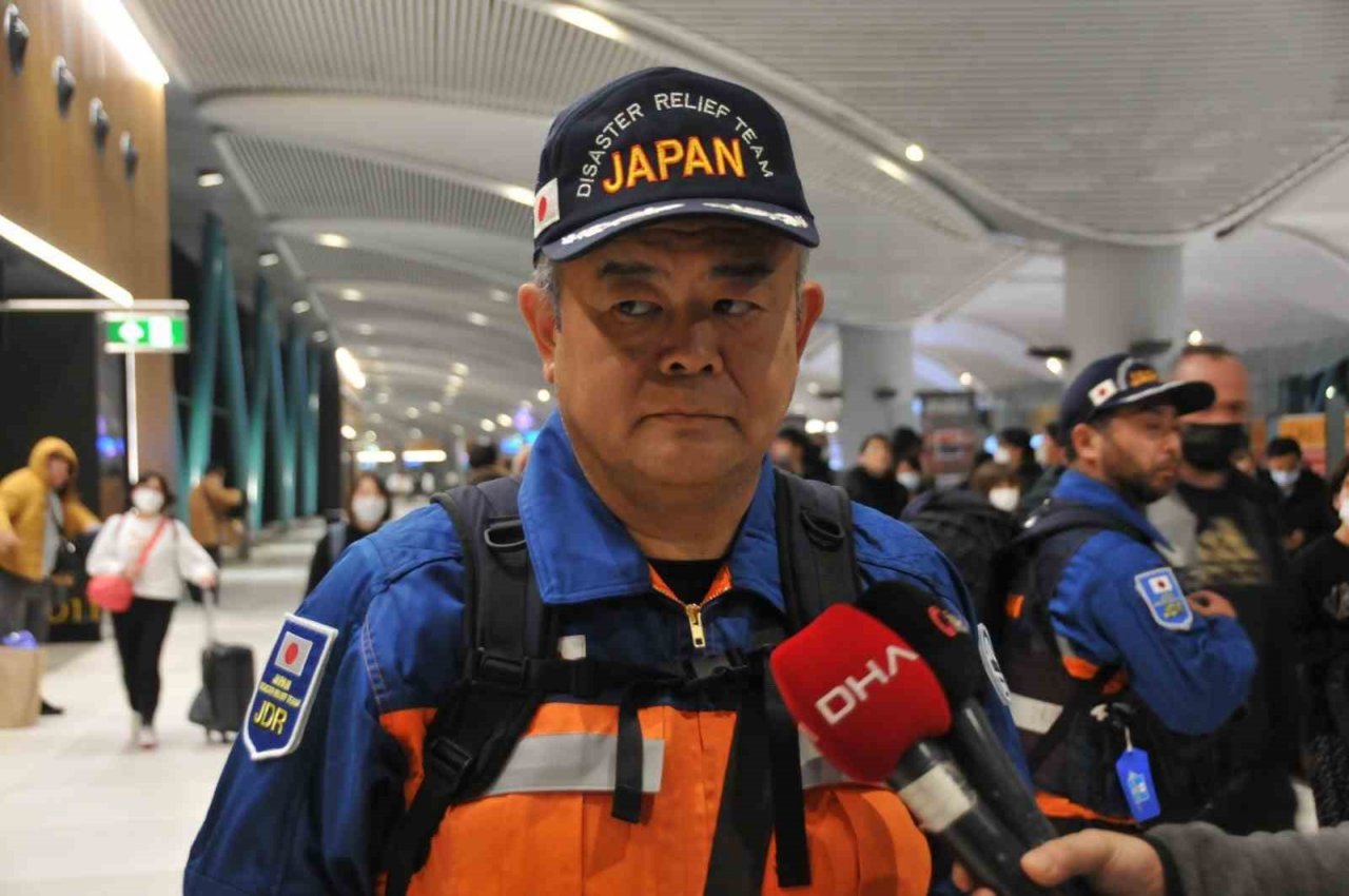 Japon arama kurtarma ekibi Türkiye’ye geldi