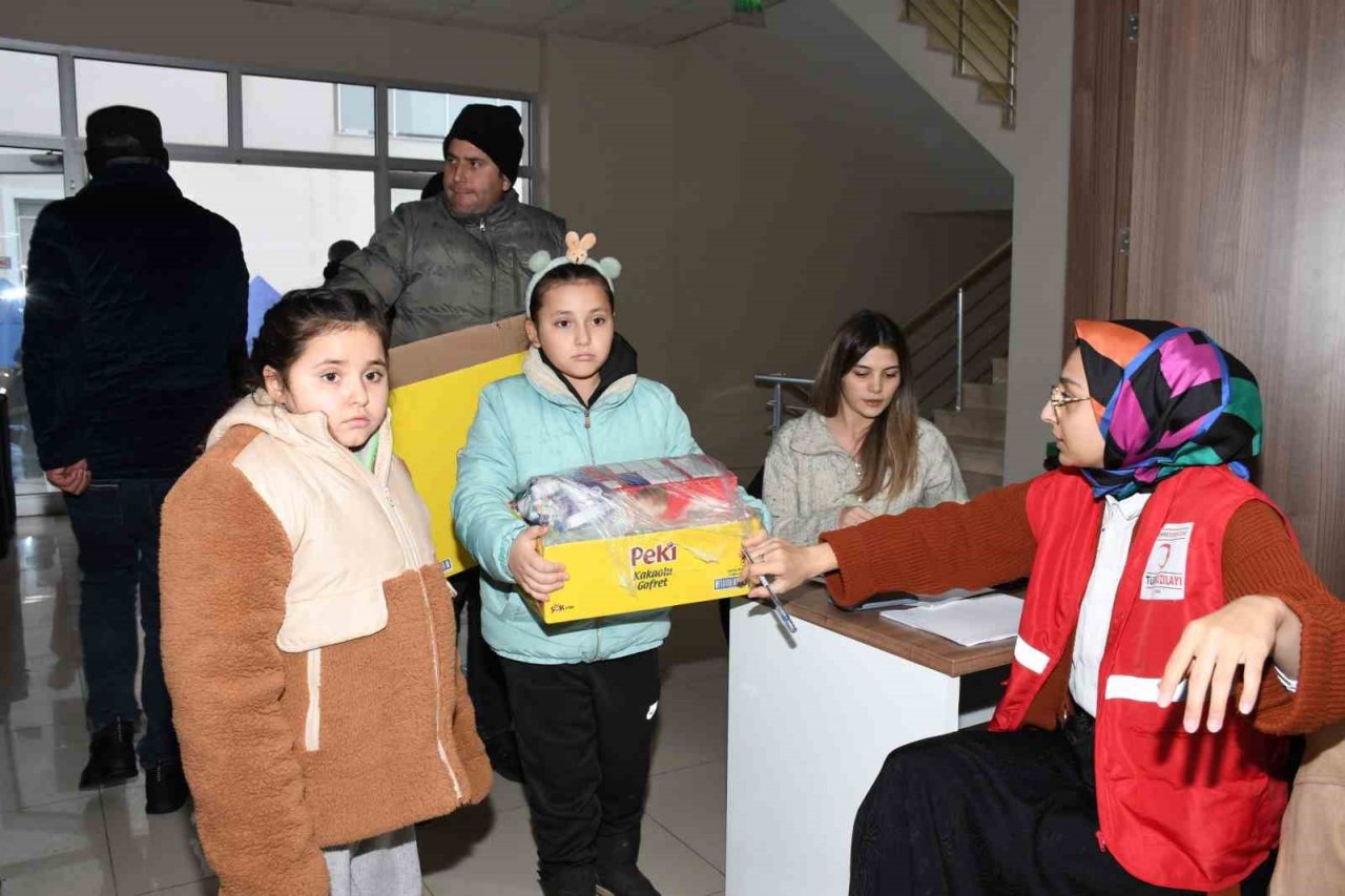 İznik’te yardımlar toplanmaya devam ediyor