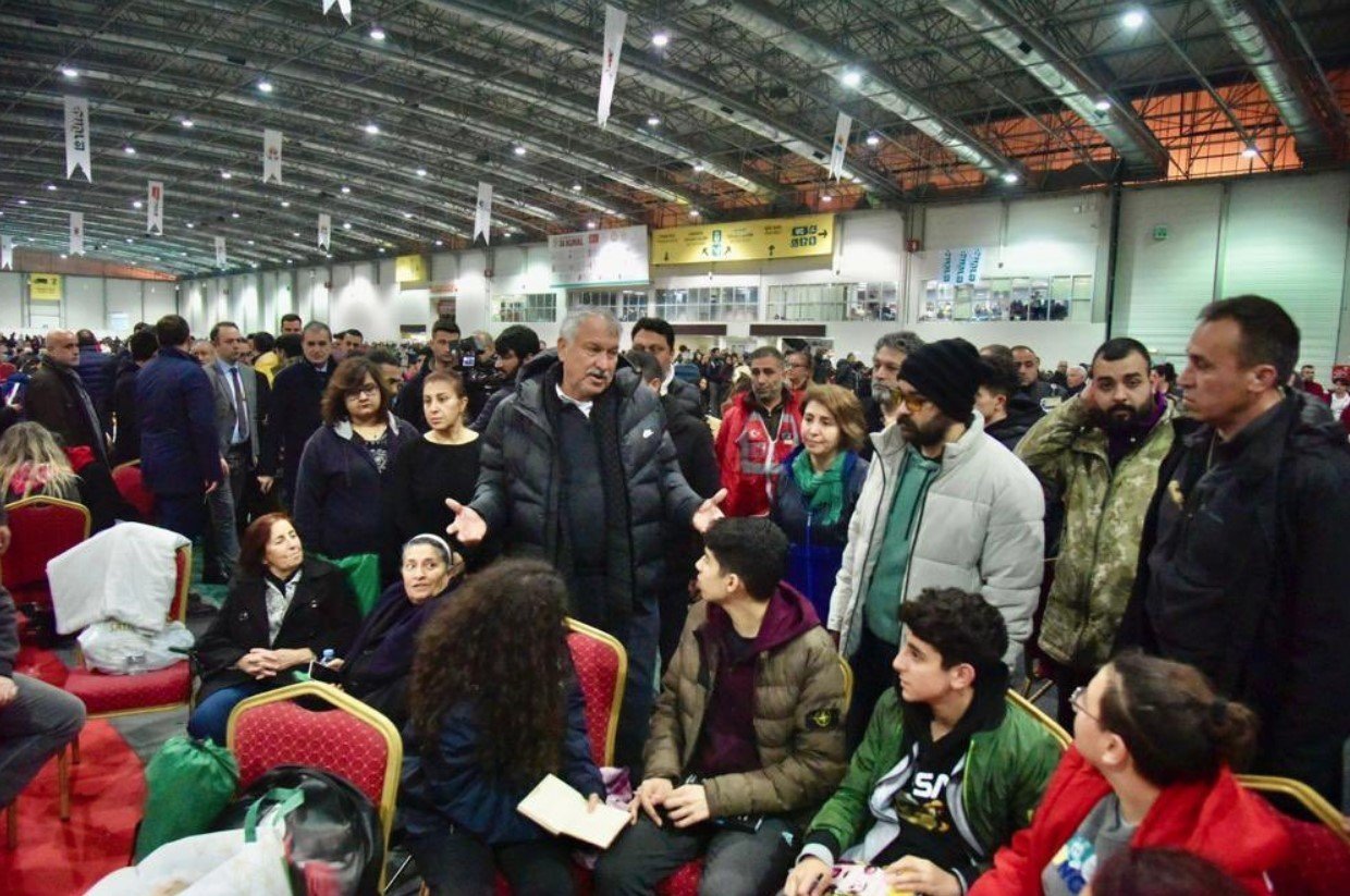 Karalar: "Depremin yaraları birlikte sarılacak"