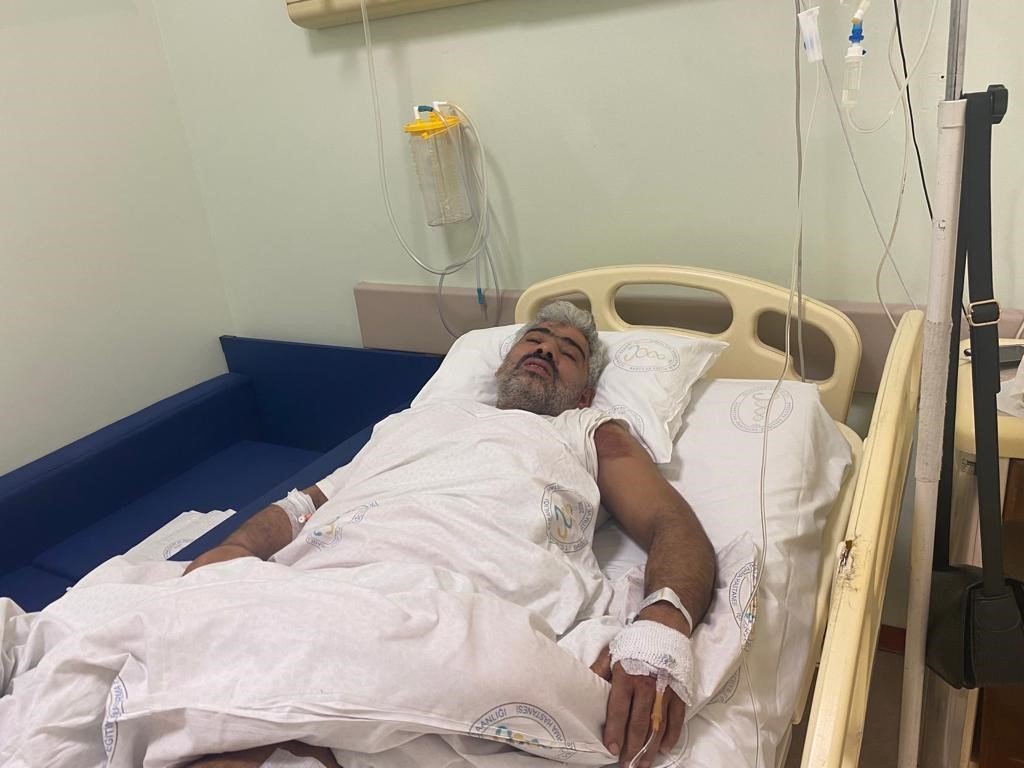 Depremden kaçarken yaralandı, o anları anlattı: "O an çok kötüydü, her şey bir anda oldu"