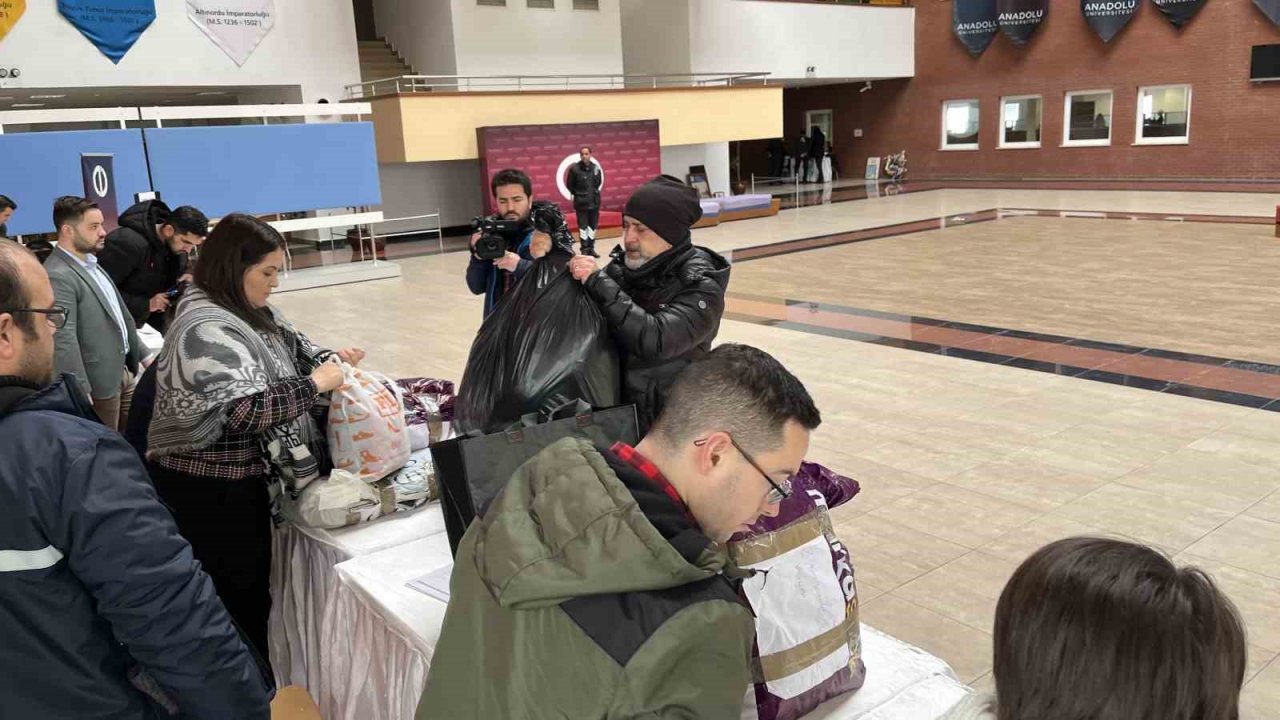 Anadolu Üniversitesi depremzedeler için yardım kampanyası başlattı