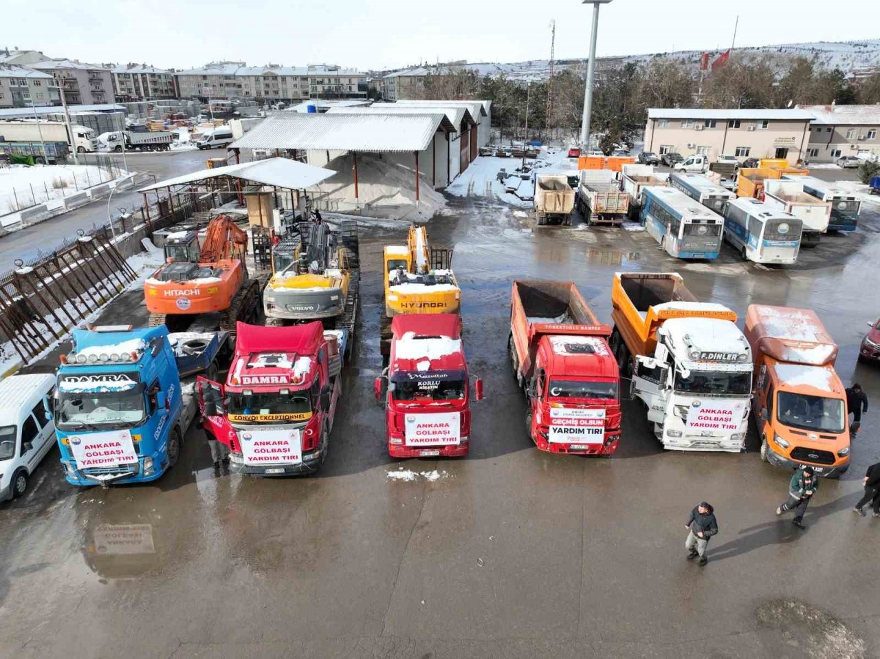 Gölbaşı Belediyesinden deprem bölgesine yardım