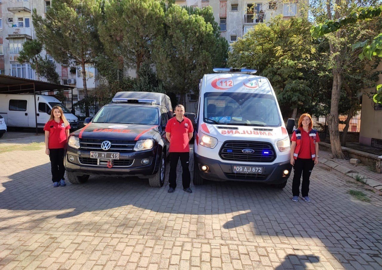 Aydın’ın sağlık ekipleri deprem bölgesinde