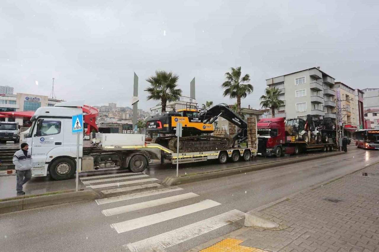 Canik’ten deprem bölgesine yardım seferberliği
