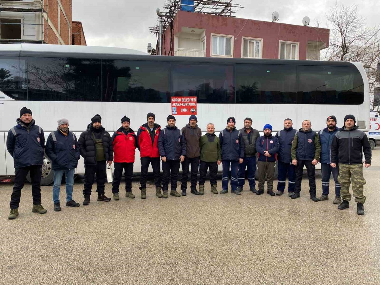 Gürsu deprem bölgesi için tek yürek oldu
