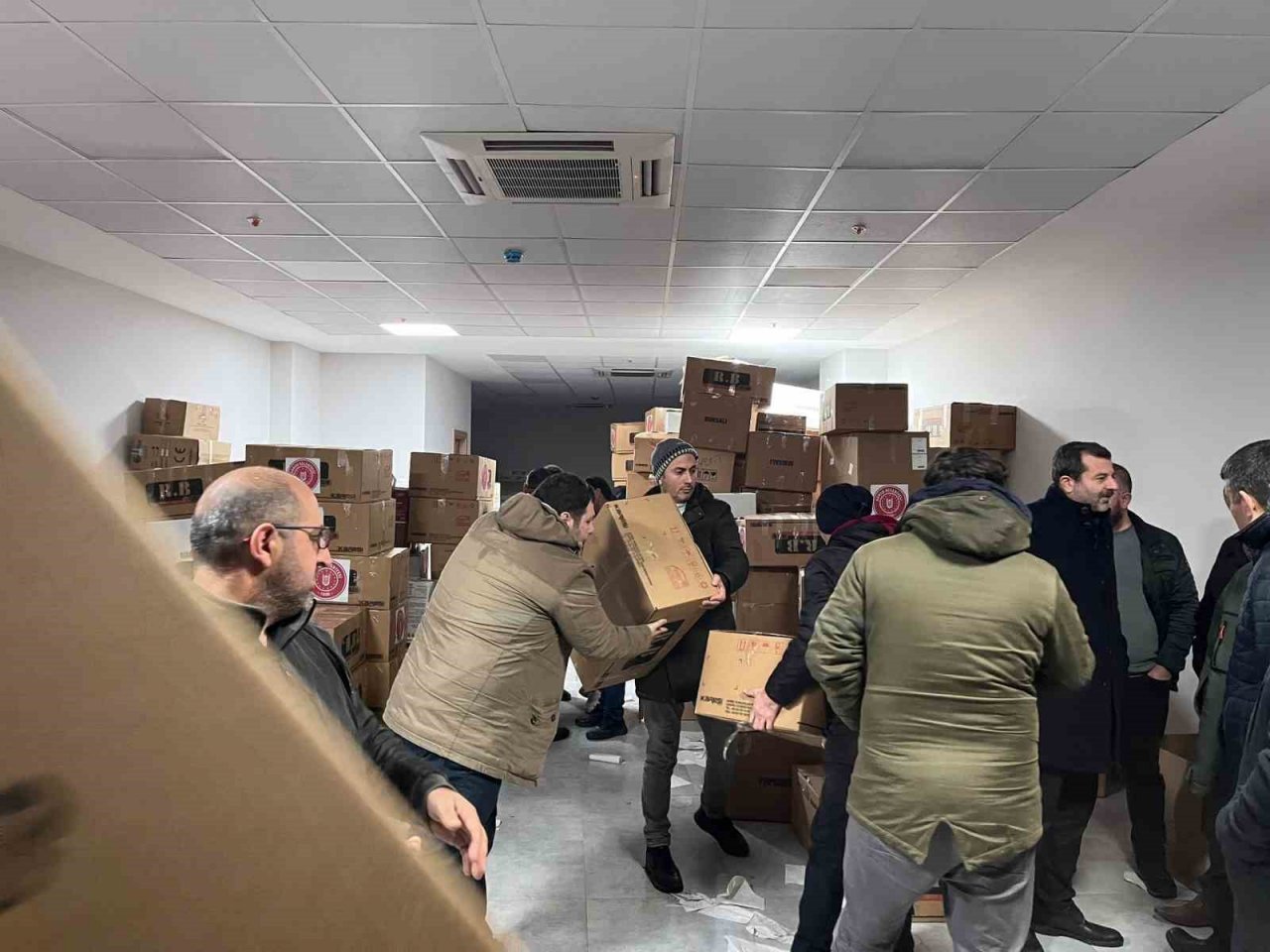 Gürsu deprem bölgesi için tek yürek oldu