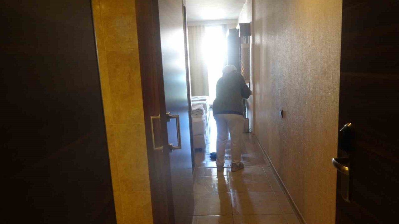 Depremden etkilenen vatandaşlar için Marmaris otelleri kapılarını açtı