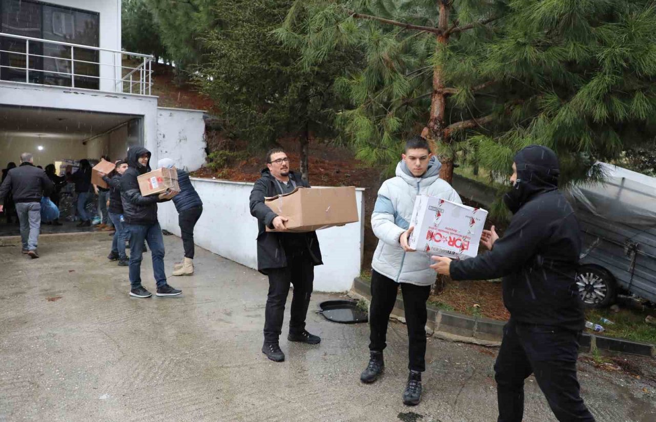 Mudanya’nın yardımları yola çıktı