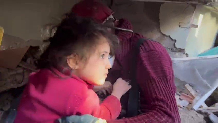 35 saat sonra inanılmaz kurtuluş