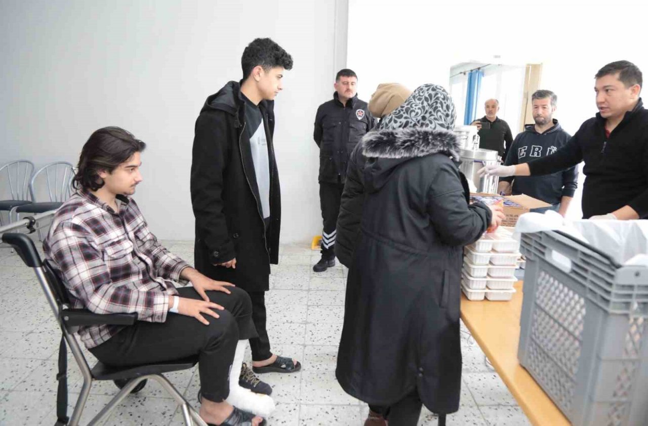 ERÜ’den Deprem Bölgesi’ne Yardım Eli