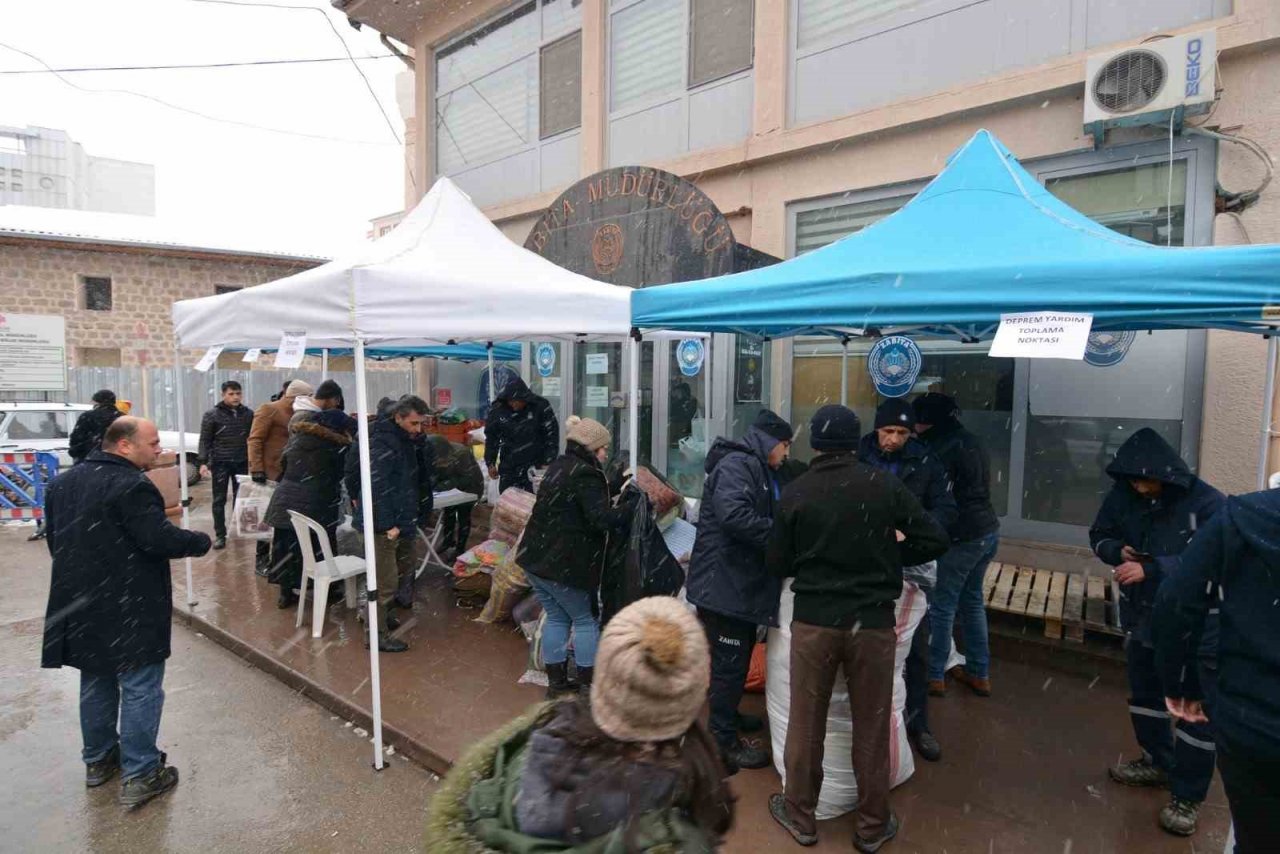 Sandıklı depremzedeler için tek yürek oldu