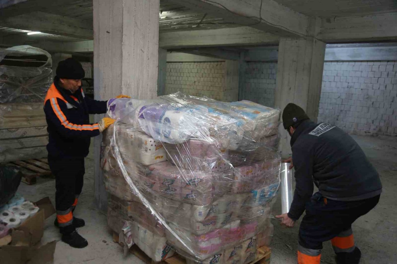 Ankara İtfaiyesi Kahramanmaraş’ta çalışmalarını sürdürüyor: 20 can kurtarıldı