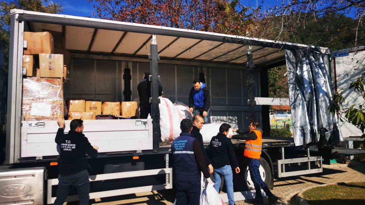 Kaymakam Aksoy, depremden etkilenen vatandaşlara yardım listesi belirtti