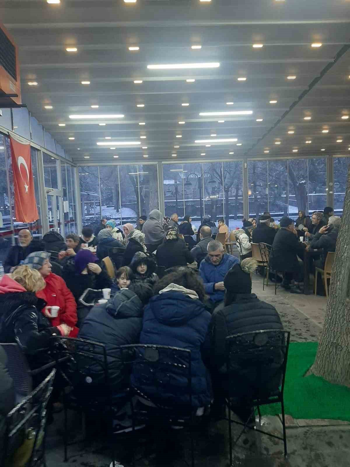 Başkan Büyükkılıç: “Belediyemiz, salon ve tesislerimiz Kayserili vatandaşlarımızın hizmetinde”