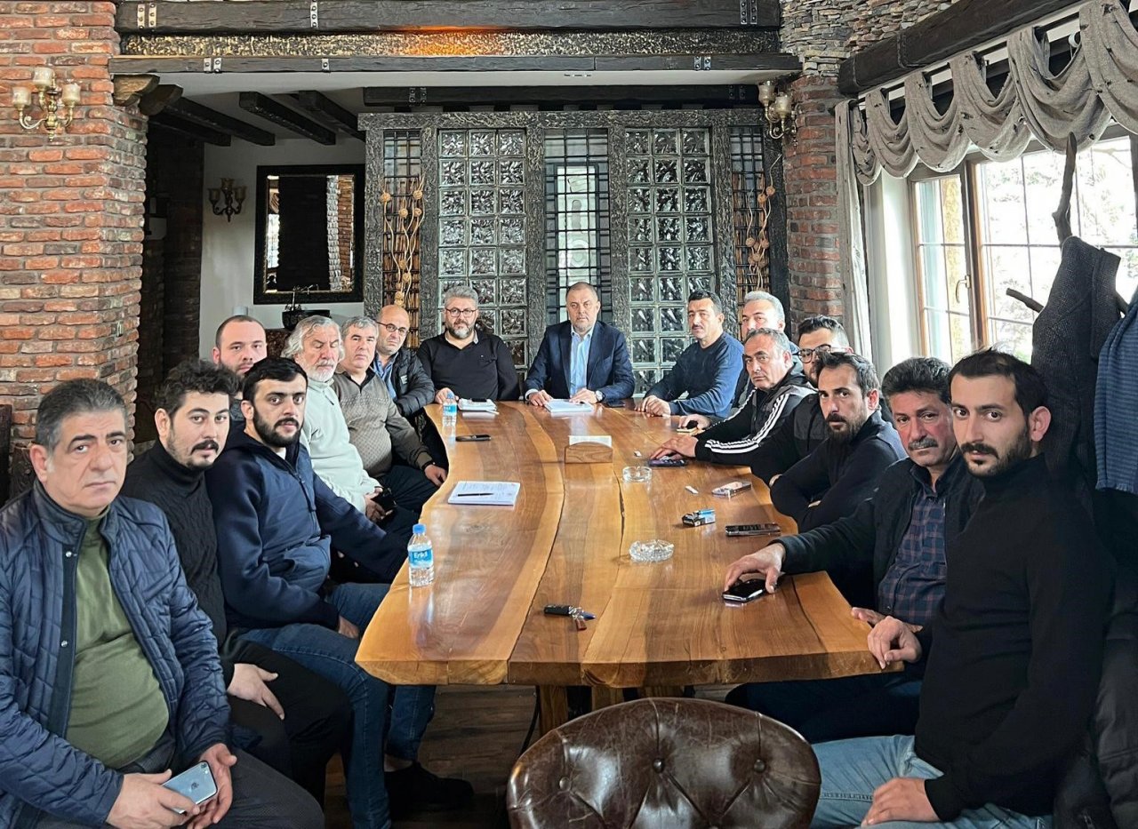 UND Kayseri’den 60 tır yardım malzemesi