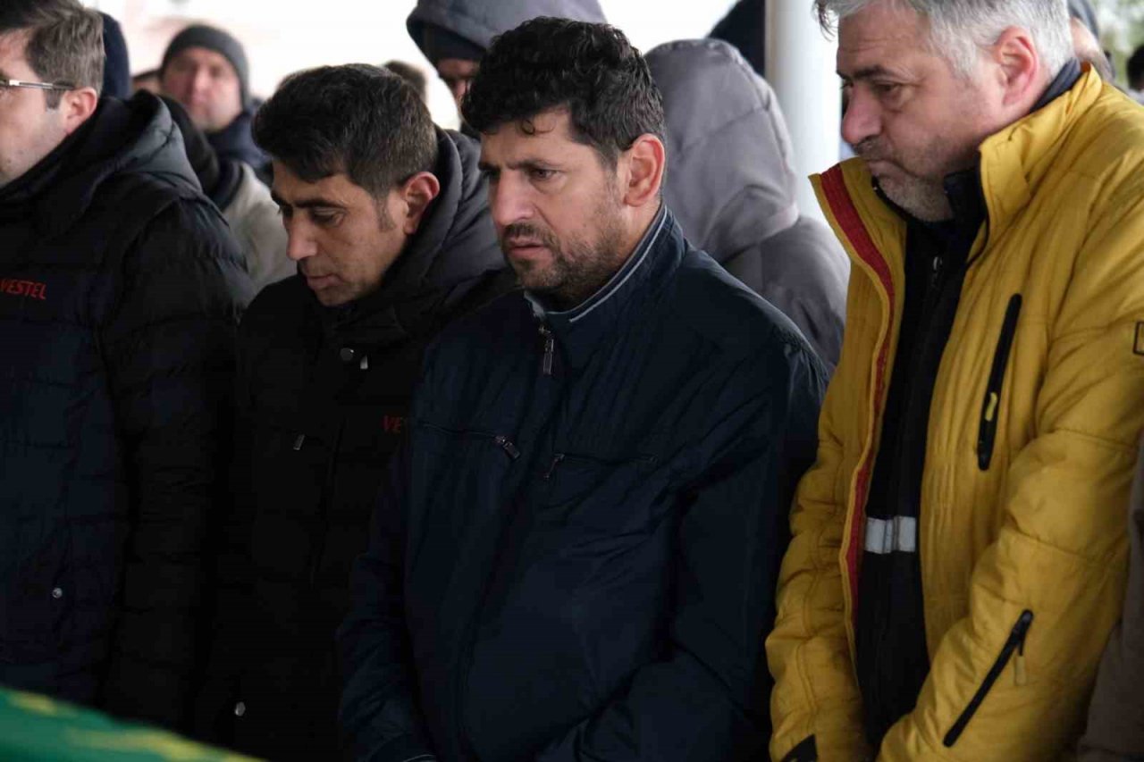 Minik kalbi daha fazla dayanamadı