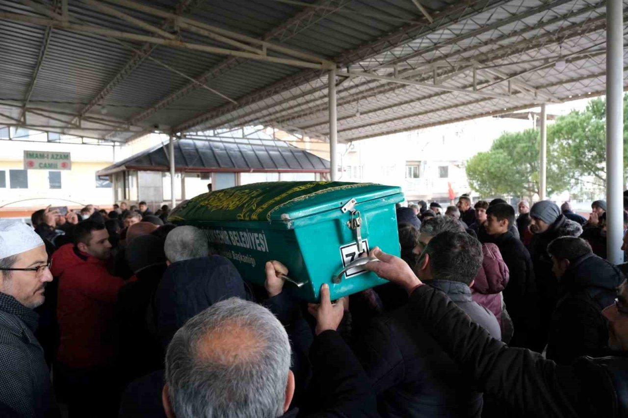 Minik kalbi daha fazla dayanamadı