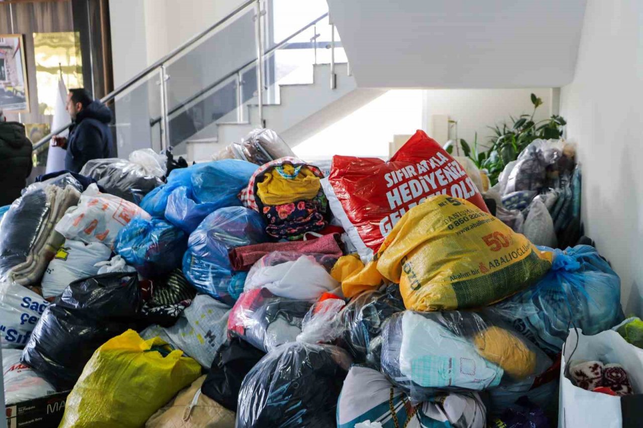 Köşk Belediyesi, depremzedeler için yardım kampanyası başlattı