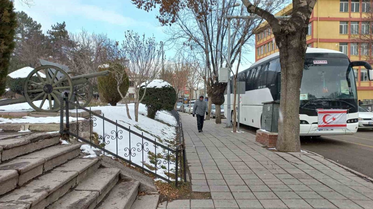 Afyonkarahisar buz kesti