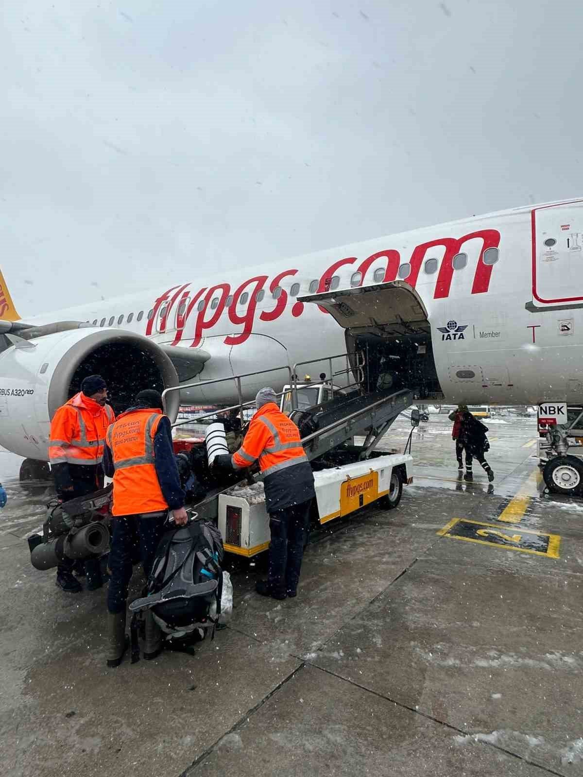 Pegasus deprem bölgesinden uçuşları ücretsiz yapıyor