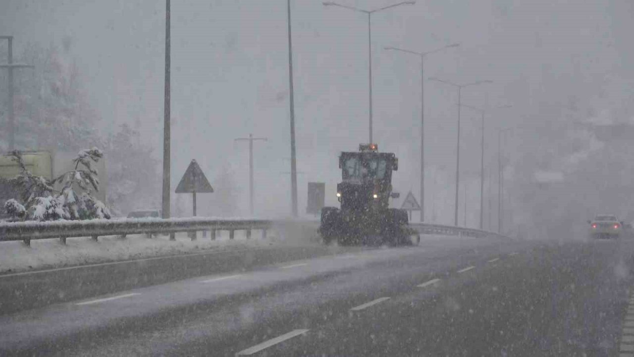 Samsun’un yüksek kesimlerinde yoğun kar