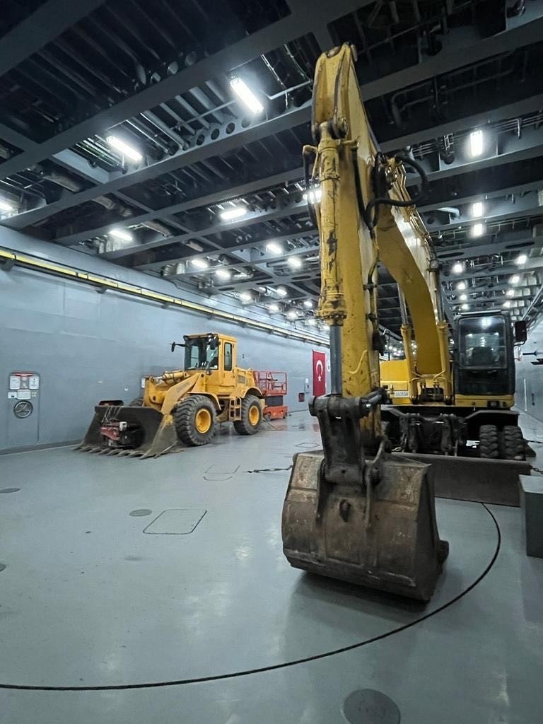 TCG Sancaktar ve TCG Bayraktar gemileri deprem bölgesine doğru yola çıktı