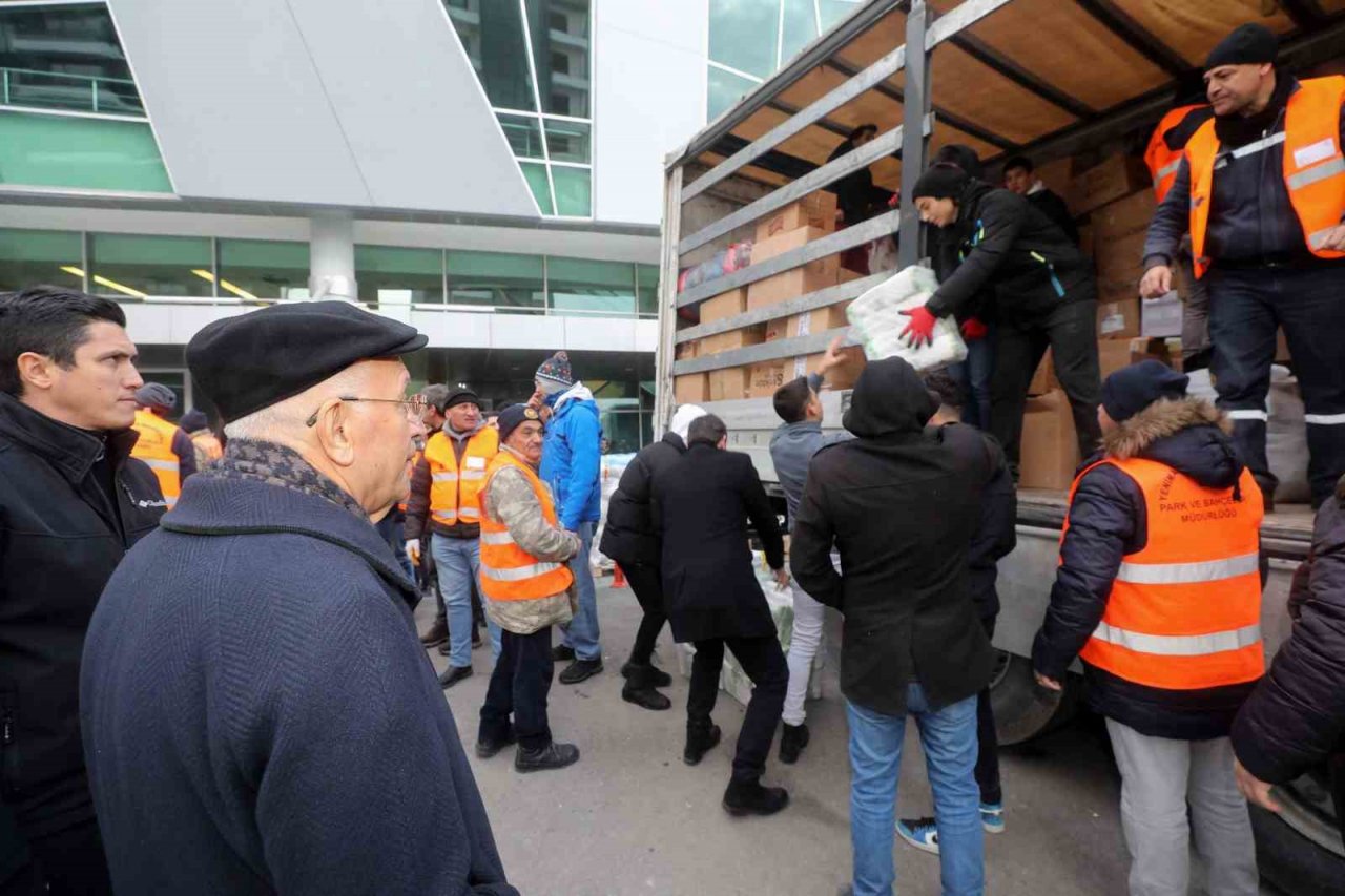 Yenimahalle tek yürek oldu