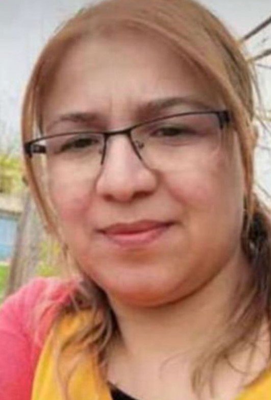 Depremde enkaz altında hayatını kaybeden 6 kişilik aile Mardin’de defnedildi