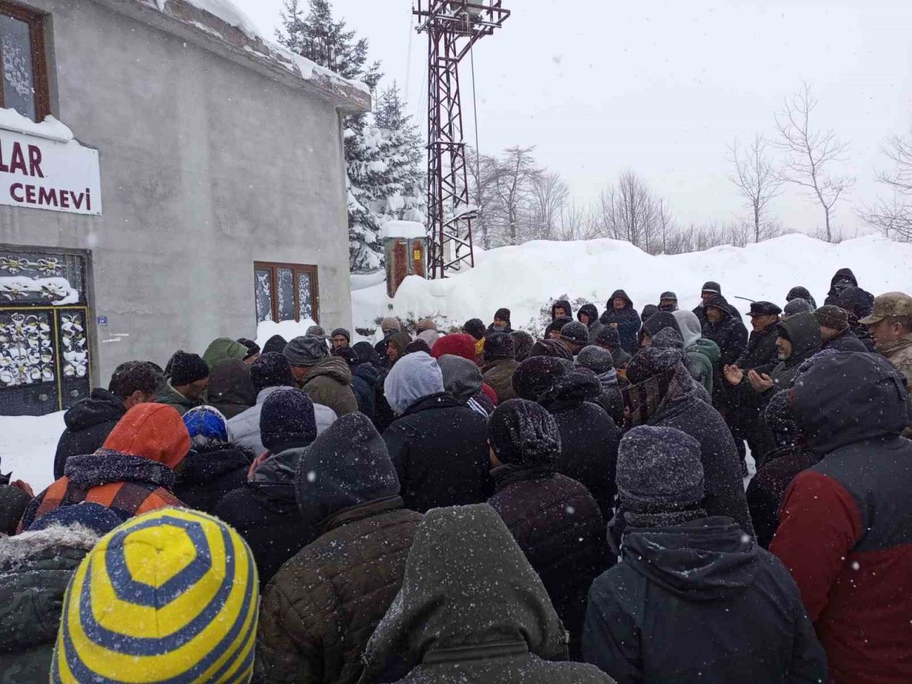 Depremde hayatını kaybeden iki vatandaş Ordu’da toprağa verildi