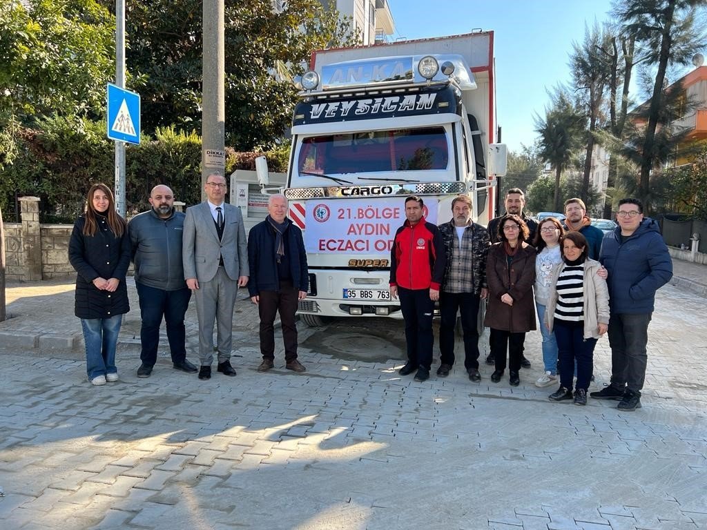 Aydınlı eczacılardan afet bölgesine ilaç desteği