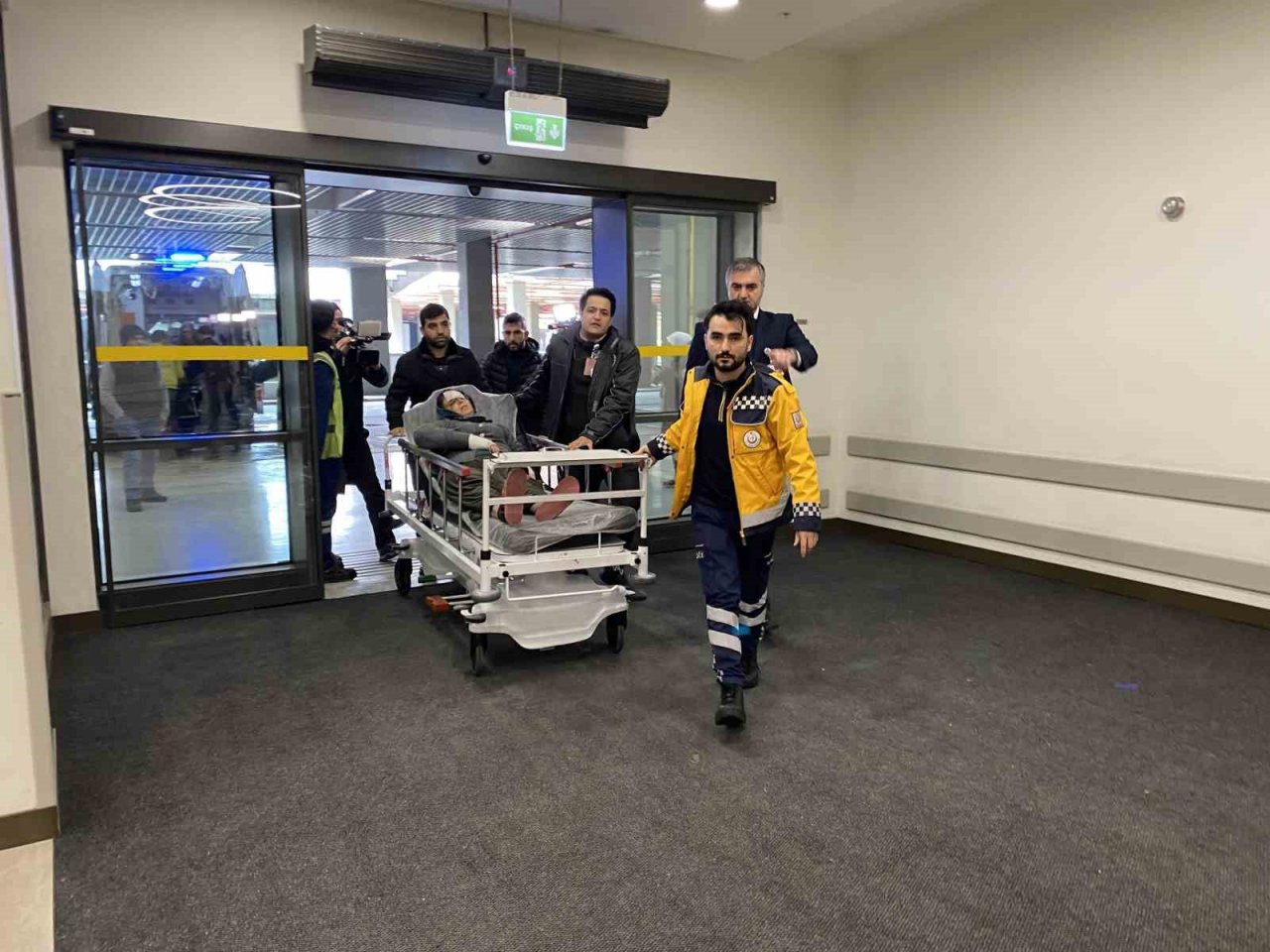 Depremzedelerin yakınları konuştu