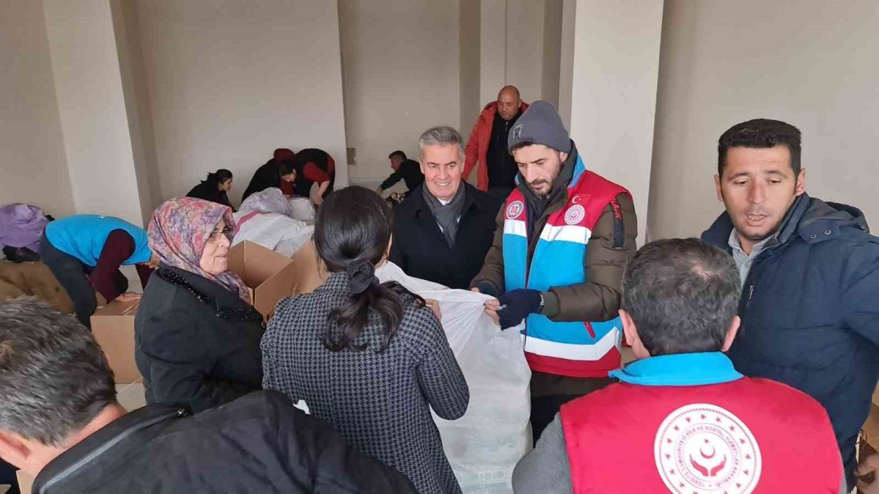 Buharkentliler depremzedeler için tek yürek oldu