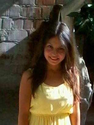 Büşra öğretmen depremde hayatını kaybetti