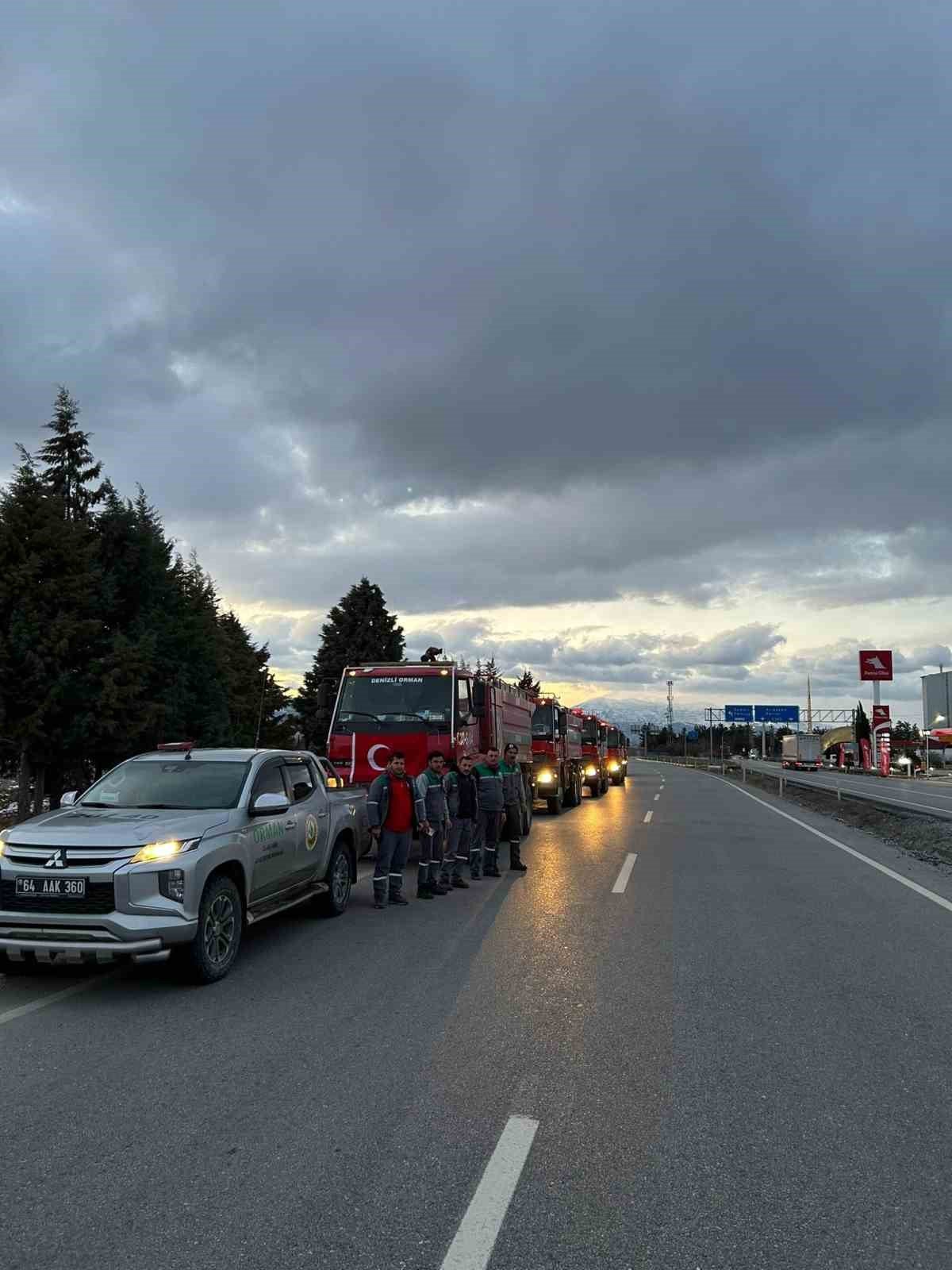 Denizli Bölge Müdürlüğü, deprem bölgesine personel ve iş makineleri gönderdi